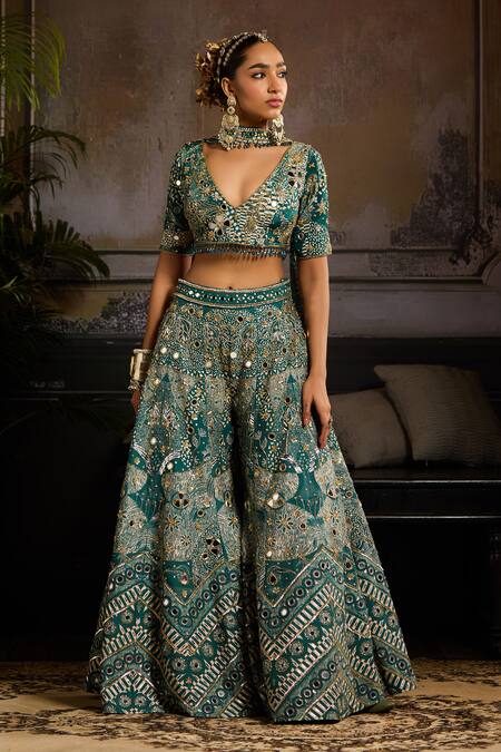 Diyarajvvir Green Raw Silk, Crepe, Georgette, Lining Shantoon Print Blouse And Sharara Set Online at Aza Fashions Diyarajvvir_Green Raw Silk, Crepe, Georgette, Lining Shantoon Print Blouse And Sharara Set _Online_at_Aza_Fashions