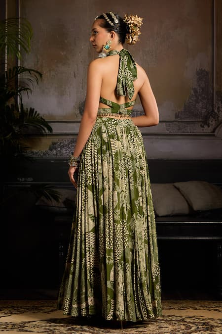 Shop Diyarajvvir Green Georgette Beads, Cut Work, Abstract Jaal Print Blouse And Slit Skirt Set at Aza Fashions Shop_Diyarajvvir_Green Georgette Beads, Cut Work, Abstract Jaal Print Blouse And Slit Skirt Set _at_Aza_Fashions