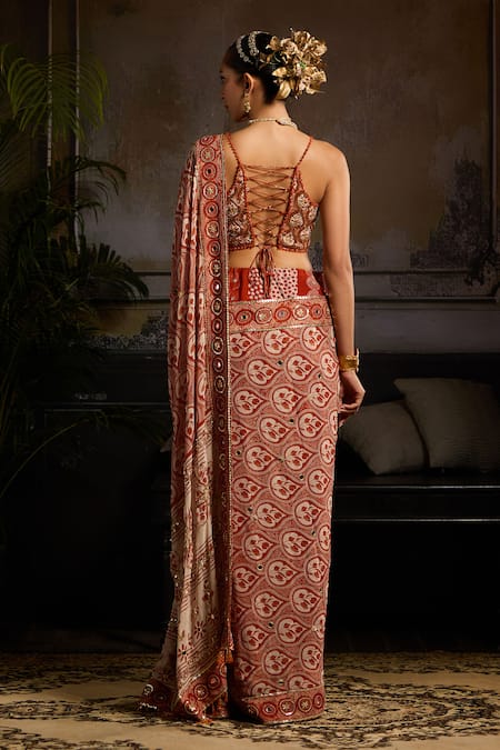 Shop Diyarajvvir Orange Crepe, Georgette, Satin, Linen Sequins, Leaf Print Pre-stitched Saree Set at Aza Fashions Shop_Diyarajvvir_Orange Crepe, Georgette, Satin, Linen Sequins, Leaf Print Pre-stitched Saree Set _at_Aza_Fashions