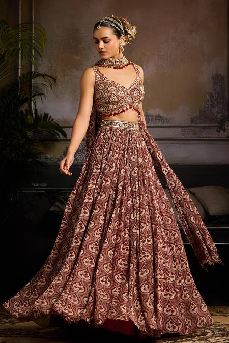 Diyarajvvir_Maroon Organza, Crepe, Linen Sequins, Crystals, Zari Leaf Print Lehenga Set _Online_at_Aza_Fashions
