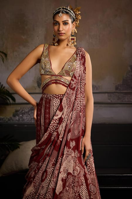 Diyarajvvir Maroon Tulle, Georgette, Linen Abstract Jaal Draped Skirt Saree And Blouse Online at Aza Fashions Diyarajvvir_Maroon Tulle, Georgette, Linen Abstract Jaal Draped Skirt Saree And Blouse _Online_at_Aza_Fashions