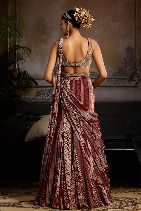 Diyarajvvir Abstract Jaal Draped Skirt Saree & Blouse 