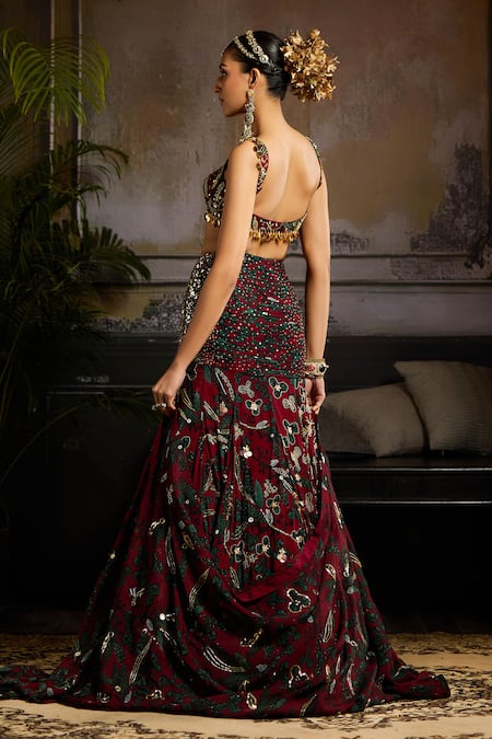 Shop Diyarajvvir Wine Georgette Beads, Sequins, Crystals V-neck Garden Print Mermaid Lehenga Set at Aza Fashions Shop_Diyarajvvir_Wine Georgette Beads, Sequins, Crystals V-neck Garden Print Mermaid Lehenga Set _at_Aza_Fashions