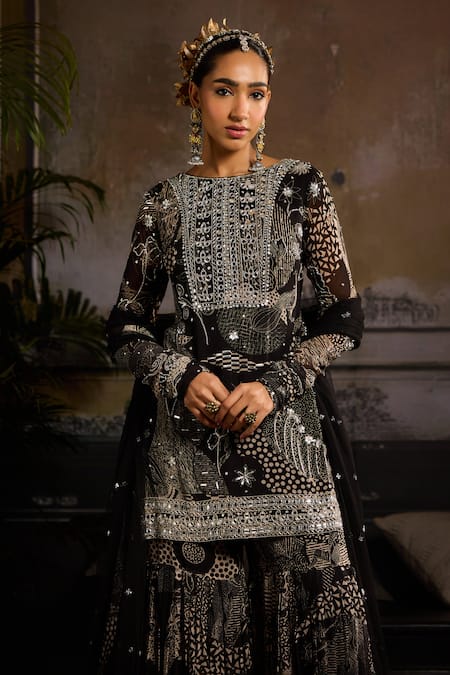 Buy Diyarajvvir Black Georgette, Lining Shantoon Mirror, Print Straight Kurta Gharara Set Online at Aza Fashions Buy_Diyarajvvir_Black Georgette, Lining Shantoon Mirror, Print Straight Kurta Gharara Set _Online_at_Aza_Fashions