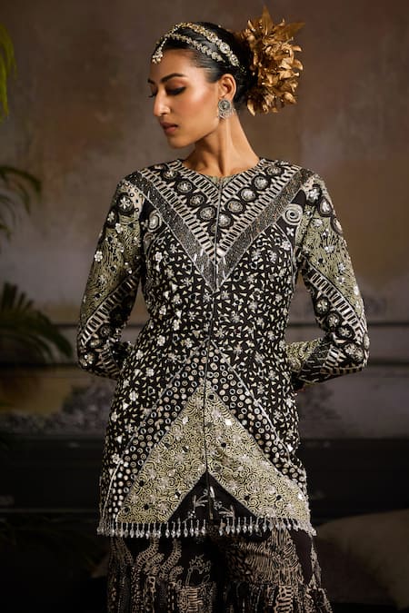 Buy Diyarajvvir Black Raw Silk, Georgette, Lining Shantoon Crystal, Print Jacket With Gharara Online at Aza Fashions Buy_Diyarajvvir_Black Raw Silk, Georgette, Lining Shantoon Crystal, Print Jacket With Gharara _Online_at_Aza_Fashions