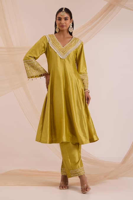 Buy_Nitisha Kashyap Official_Green Silk, Organza Sequins, Beads V-neck Embroidered A-line Kurta Set _Online_at_Aza_Fashions