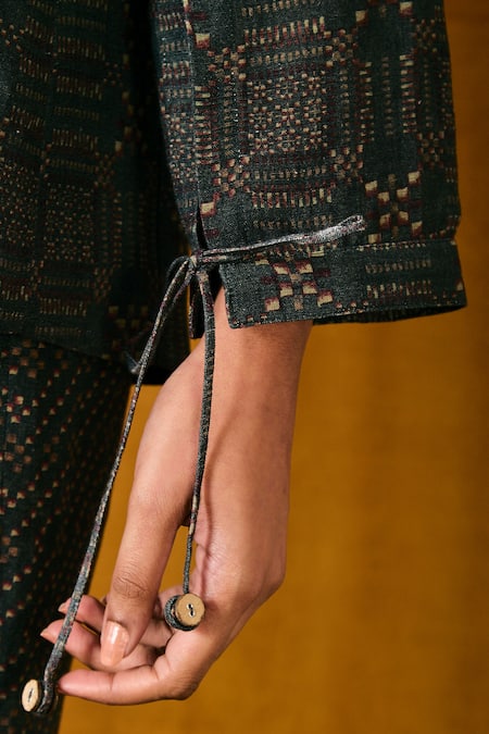 Sue Mue Green Linen Collared Geometric Print Shirt And Pant Set Online at Aza Fashions Sue Mue_Green Linen Collared Geometric Print Shirt And Pant Set _Online_at_Aza_Fashions