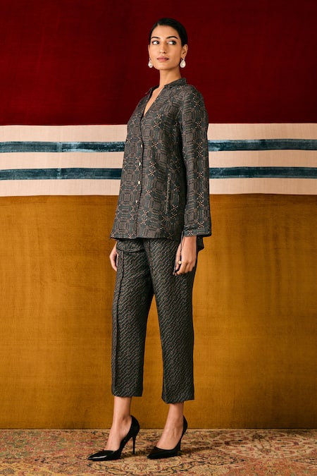 Buy Sue Mue Green Linen Collared Geometric Print Shirt And Pant Set Online at Aza Fashions Buy_Sue Mue_Green Linen Collared Geometric Print Shirt And Pant Set _Online_at_Aza_Fashions