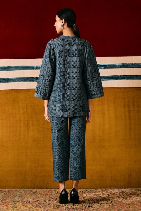 Sue Mue Geometric Print Shirt & Pant Set 