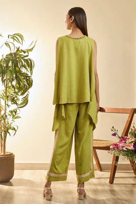 Babita Malkani Green Turkish Linen Mosaic Soft Bloom Embroidered Asymmetric Top With Pant Online at Aza Fashions Babita Malkani_Green Turkish Linen Mosaic Soft Bloom Embroidered Asymmetric Top With Pant _Online_at_Aza_Fashions