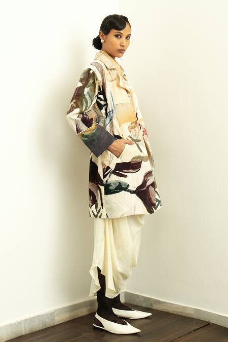 Buy OFRIDA Multi Color Corduroy Floral Collar Ambiflora Printed Jacket Online at Aza Fashions Buy_OFRIDA_Multi Color Corduroy Floral Collar Ambiflora Printed Jacket_Online_at_Aza_Fashions