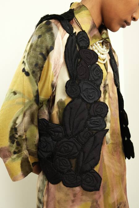 OFRIDA Black Cotton, Silk Applique 3d Rose Bolero Online at Aza Fashions OFRIDA_Black Cotton, Silk Applique 3d Rose Bolero_Online_at_Aza_Fashions