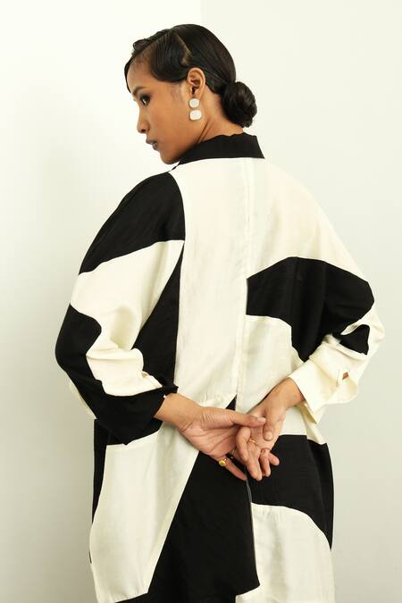 OFRIDA Beige Silk Collared Stardust Print Tunic And Pant Set Online at Aza Fashions OFRIDA_Beige Silk Collared Stardust Print Tunic And Pant Set _Online_at_Aza_Fashions