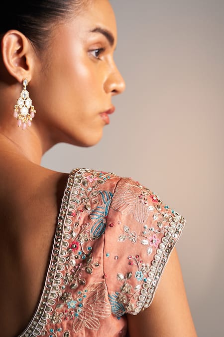 Buy Osaa By Adarsh Peach Organza Dori, Aari, French Knot, Zardozi Round Work Saree With Blouse Buy_Osaa By Adarsh_Peach Organza Dori, Aari, French Knot, Zardozi Round Work Saree With Blouse