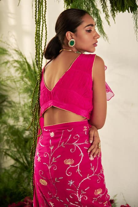 Tilsim By Sagarika Mehrotra Hydrangea Floral Embroidered Saree With Blouse 