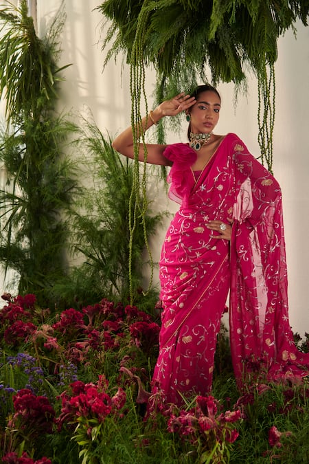 Tilsim By Sagarika Mehrotra_Magenta Saree Georgette, Blouse Crepe And Hydrangea Floral Embroidered With _at_Aza_Fashions