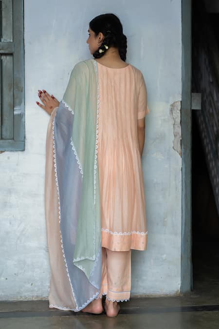 Tilsim By Sagarika Mehrotra Ryka Stitchline Embroidered Gathered Kurta Pant Set 