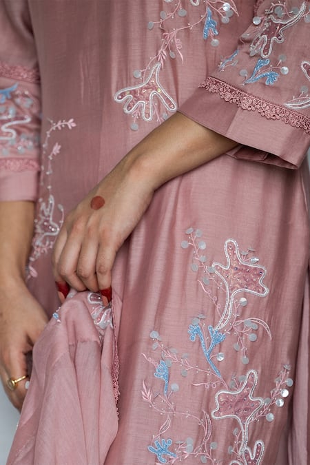 Buy_Tilsim By Sagarika Mehrotra_Pink Mal Chanderi, Shimmer Organza Bahar V Saira Embroidered Kurta Pant Set _Online_at_Aza_Fashions