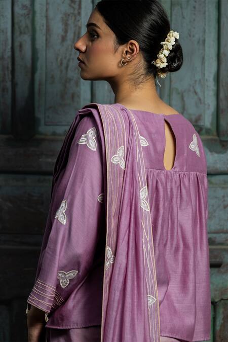 Shop_Tilsim By Sagarika Mehrotra_Purple Organza, Mul Chanderi Floral Vaidehi Embroidered Saree With Blouse _Online_at_Aza_Fashions