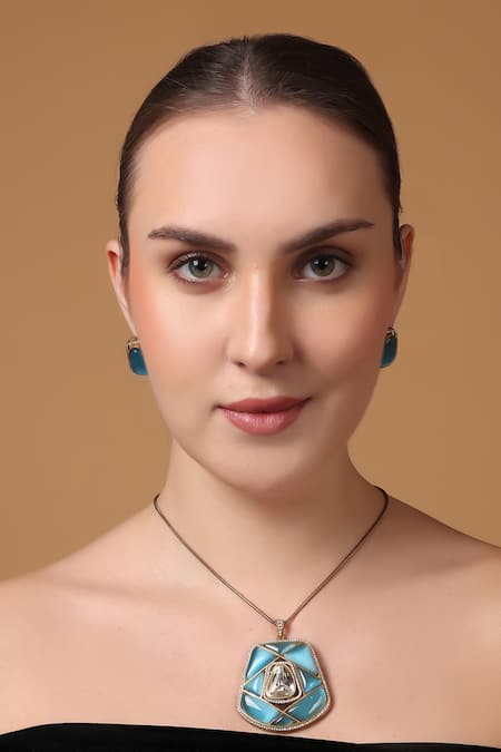 Dugran By Dugristyle Gold Plated Prism Pendant Necklace Set 