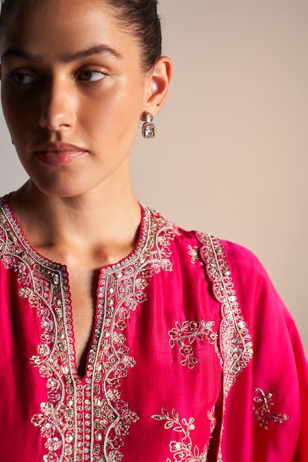 Buy_Osaa By Adarsh_Pink Silk Sequins, Zari Split V-neck Zardozi Floral Vine Embroidered Kurta Set 