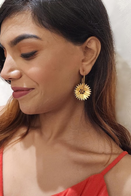 Buy_Trupti Mohta_Black Beguiling Petal Blossom Drop Earrings _Online_at_Aza_Fashions