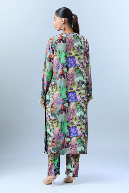 Shop Anamika Khanna Black Sequin, Tassel, Bead, Botanical Round Print Kurta Set at Aza Fashions Shop_Anamika Khanna_Black Sequin, Tassel, Bead, Botanical Round Print Kurta Set_at_Aza_Fashions