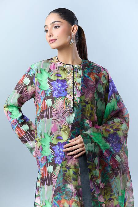 Anamika Khanna Black Sequin, Tassel, Bead, Botanical Round Print Kurta Set at Aza Fashions Anamika Khanna_Black Sequin, Tassel, Bead, Botanical Round Print Kurta Set_at_Aza_Fashions