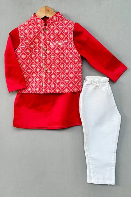 Label Neeti_Red Georgette, Satin, Jaal Print Bundi Kurta Set _Online_at_Aza_Fashions
