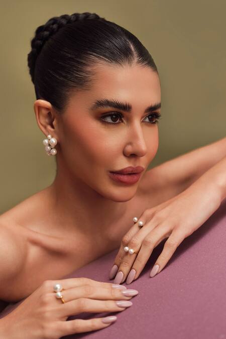 Anaash White Pearls Gold Plated Embellished Ring Set Online at Aza Fashions Anaash_White Pearls Gold Plated Embellished Ring Set _Online_at_Aza_Fashions