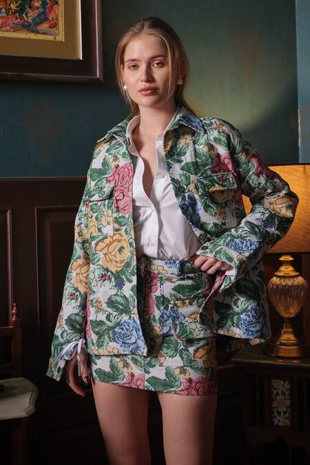 Buy_Label Muslin_White Cotton, Canvas Collared Floral Jacket And Skirt Set _Online_at_Aza_Fashions