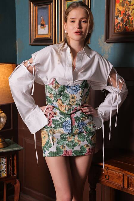 Buy Label Muslin White Cotton, Canvas Cut Work, Embroidery Collared, Floral Corset And Shirt Set Online at Aza Fashions Buy_Label Muslin_White Cotton, Canvas Cut Work, Embroidery Collared, Floral Corset And Shirt Set _Online_at_Aza_Fashions