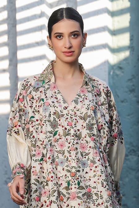 Buy_Label Niti Bothra_Ivory Silk, Chanderi Embroidery V-neck Floral Shirt Tunic And Pant Set _Online_at_Aza_Fashions