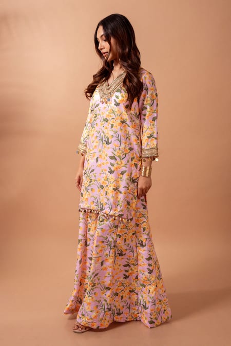 Maison Shefali Pink Linen Lace, Mirrors V-neck Floral Print Kurta Set With Sharara at Aza Fashions Maison Shefali_Pink Linen Lace, Mirrors V-neck Floral Print Kurta Set With Sharara _at_Aza_Fashions
