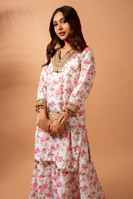 Buy Maison Shefali White Linen Slub Gota, Lace, Floral Vine, Print Straight Kurta With Sharara Online at Aza Fashions Buy_Maison Shefali_White Linen Slub Gota, Lace, Floral Vine, Print Straight Kurta With Sharara _Online_at_Aza_Fashions