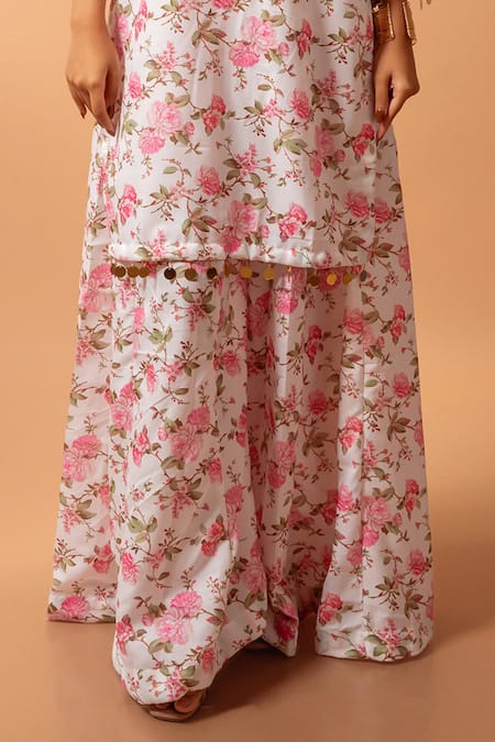 Shop Maison Shefali White Linen Slub Gota, Lace, Floral Vine, Print Straight Kurta With Sharara Online at Aza Fashions Shop_Maison Shefali_White Linen Slub Gota, Lace, Floral Vine, Print Straight Kurta With Sharara _Online_at_Aza_Fashions