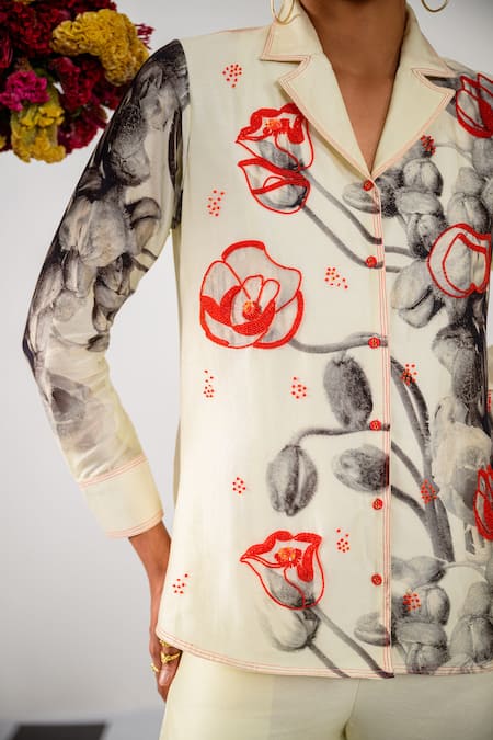 Buy_The Dramebaaz CO_Off White Chanderi Fleur Camp Collar Neck Amour Print And Embellished Shirt 