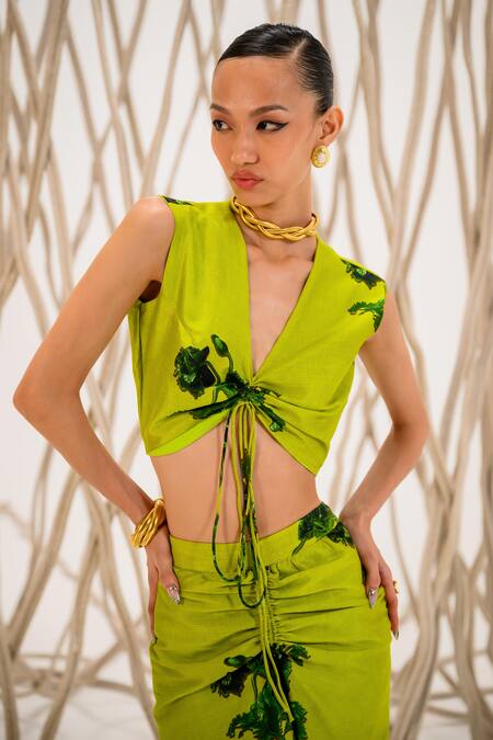 The Dramebaaz CO_Green Chanderi Floral Plunge V Neck Print Bustier And Skirt Set _Online_at_Aza_Fashions