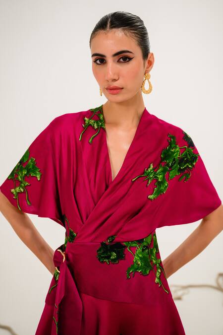 Buy_The Dramebaaz CO_Pink Chanderi 3d Floral V Neck Berry Fizz Beach Printed Dress _Online_at_Aza_Fashions