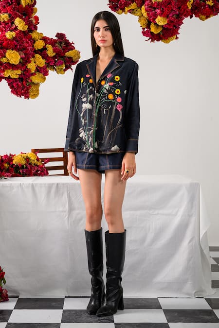 The Dramebaaz Co Heirloom Petals Embroidered Shirt With Shorts 