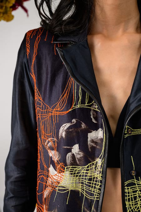 Buy_The Dramebaaz CO_Black Chanderi Floral, Abstract Web Lapel Interwine Print Blazer With Pant 