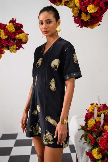 Buy The Dramebaaz CO Black Chanderi Floral V Neck Vintage Drift Print Dress Online at Aza Fashions Buy_The Dramebaaz CO_Black Chanderi Floral V Neck Vintage Drift Print Dress _Online_at_Aza_Fashions