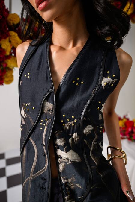 Buy_The Dramebaaz CO_Black Chanderi Floral V Neck Celestial Print Waistcoat _Online_at_Aza_Fashions