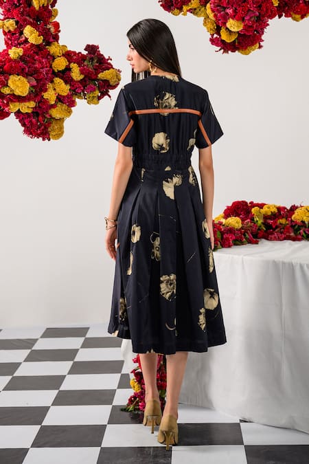The Dramebaaz CO Floral Print Black Midi Dress 