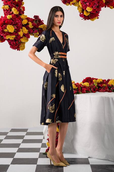 Buy_The Dramebaaz CO_Black Chanderi V-neck Floral Print Midi Dress _Online_at_Aza_Fashions