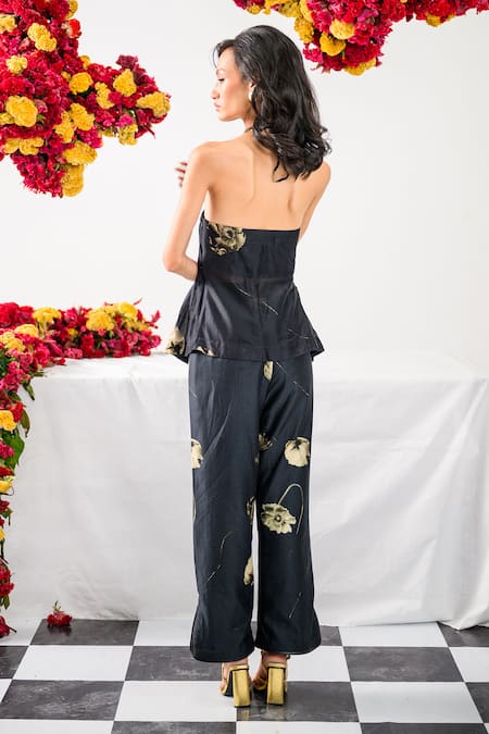 The Dramebaaz CO Shadow Queen Printed Halter Top With Pant 