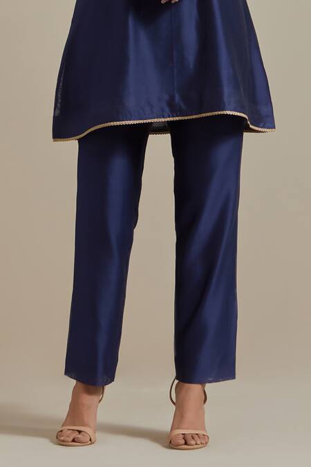 Vinusto Blue Chanderi Sequins, Lace Split Embroidered Handwoven Short Kurta With Pant Online at Aza Fashions Vinusto_Blue Chanderi Sequins, Lace Split Embroidered Handwoven Short Kurta With Pant _Online_at_Aza_Fashions