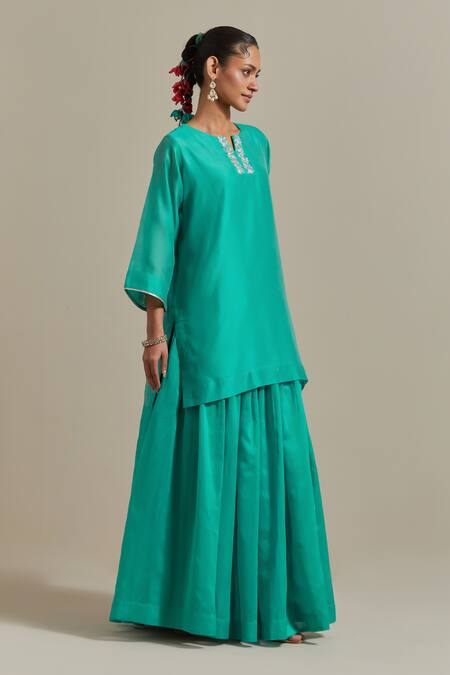 Vinusto Blue Chanderi Embroidery, Lace Split Floral Handwoven Short Kurta With Skirt Online at Aza Fashions Vinusto_Blue Chanderi Embroidery, Lace Split Floral Handwoven Short Kurta With Skirt _Online_at_Aza_Fashions