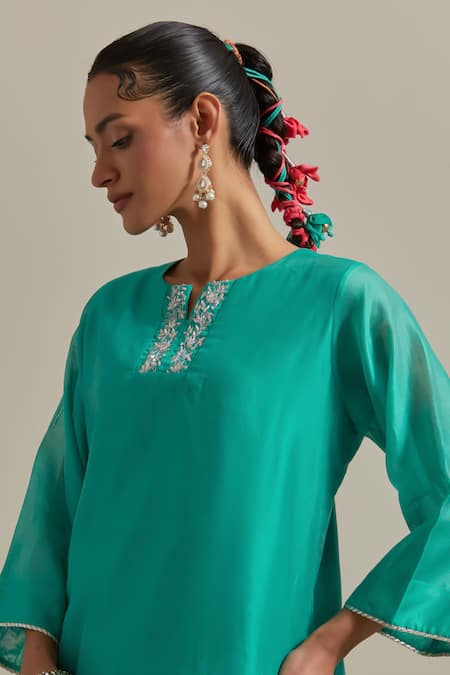 Vinusto Blue Chanderi Embroidery, Lace Split Floral Handwoven Short Kurta With Skirt at Aza Fashions Vinusto_Blue Chanderi Embroidery, Lace Split Floral Handwoven Short Kurta With Skirt _at_Aza_Fashions