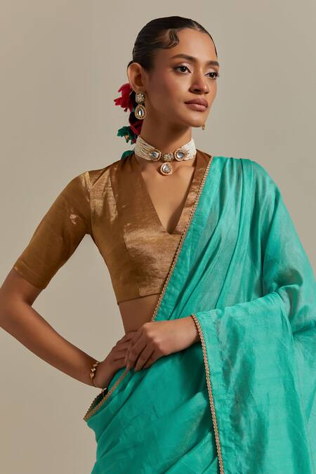 Vinusto Blue Chanderi, Silk Lace, Embroidery V-neck Handwoven Saree With Solid Blouse Online at Aza Fashions Vinusto_Blue Chanderi, Silk Lace, Embroidery V-neck Handwoven Saree With Solid Blouse _Online_at_Aza_Fashions